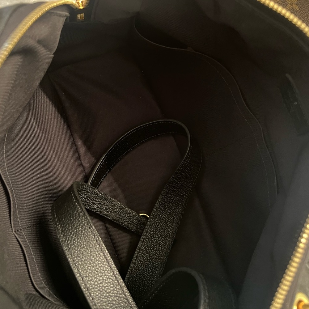 Louis Vuitton empriente leather bag